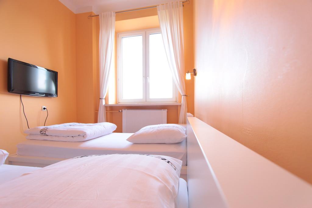 Warsaw City Apartments Varsóvia Quarto foto