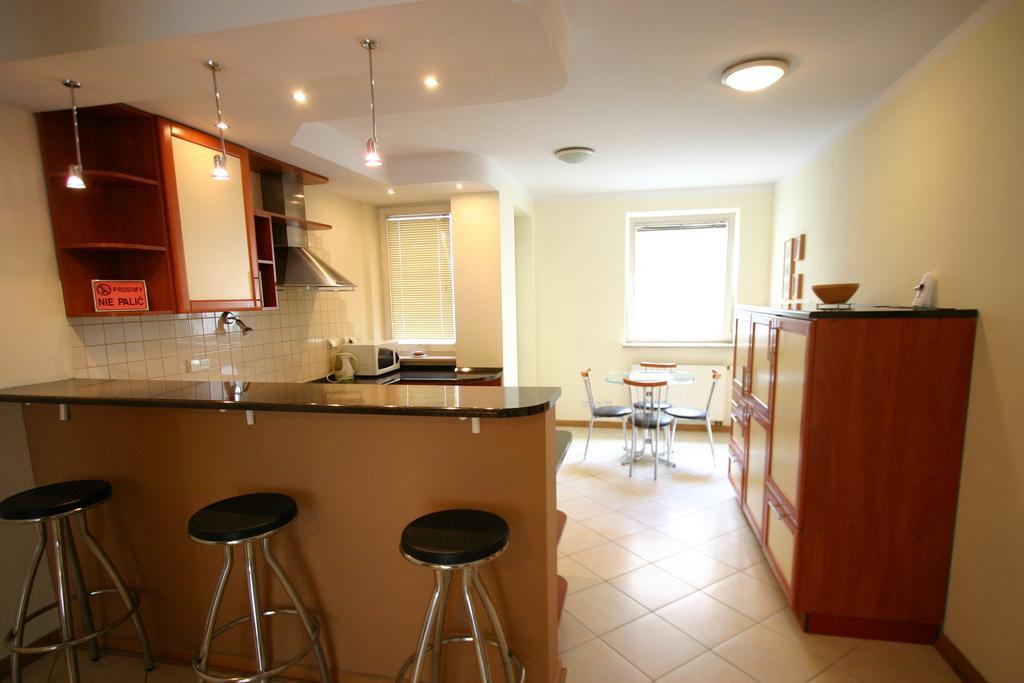 Warsaw City Apartments Varsóvia Quarto foto